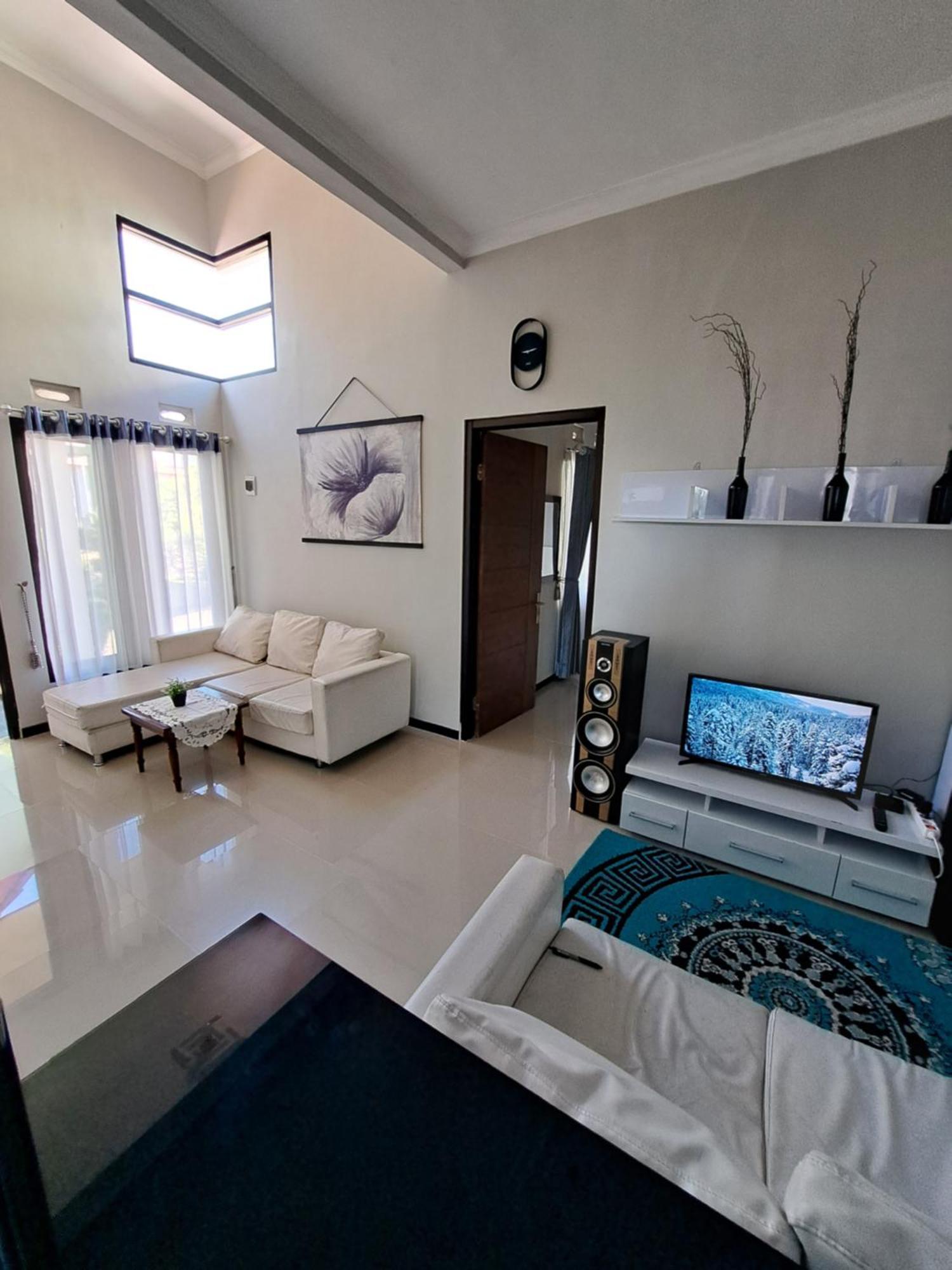 Villa Petit Tour Batu  Eksteriør billede